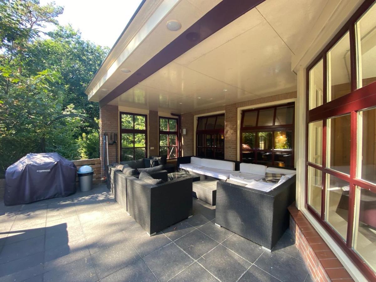 Sjieke Gezellige Villa In Het Bos Lieshout 外观 照片